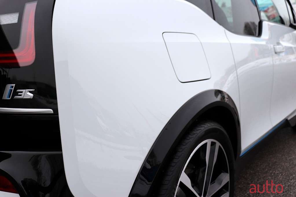 2021' BMW i3 photo #5