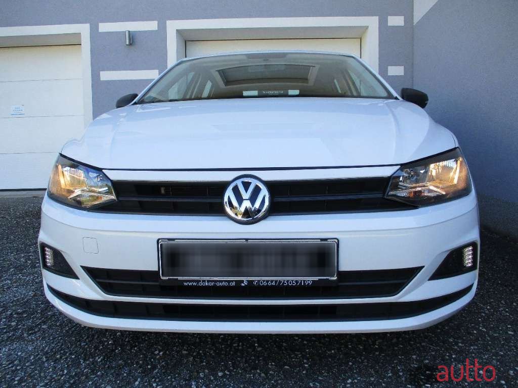 2019' Volkswagen Polo photo #4