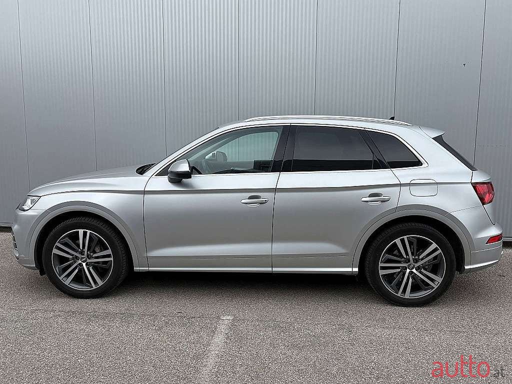 2021' Audi Q5 photo #3