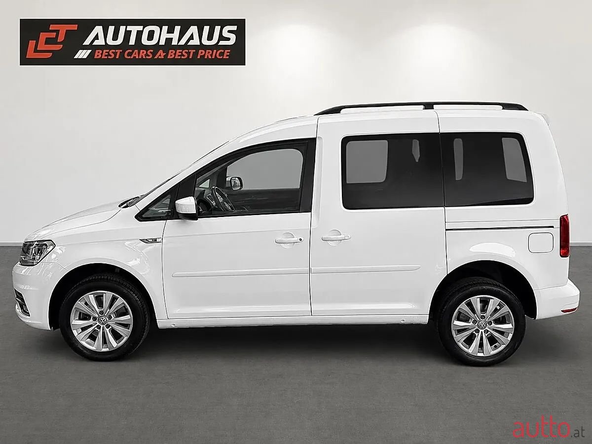 2020' Volkswagen Caddy photo #2