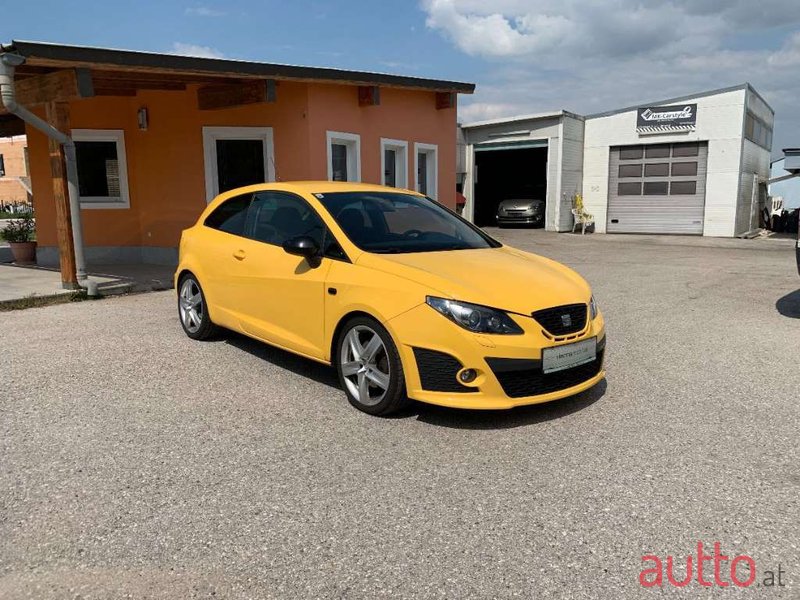 2010' SEAT Ibiza photo #4