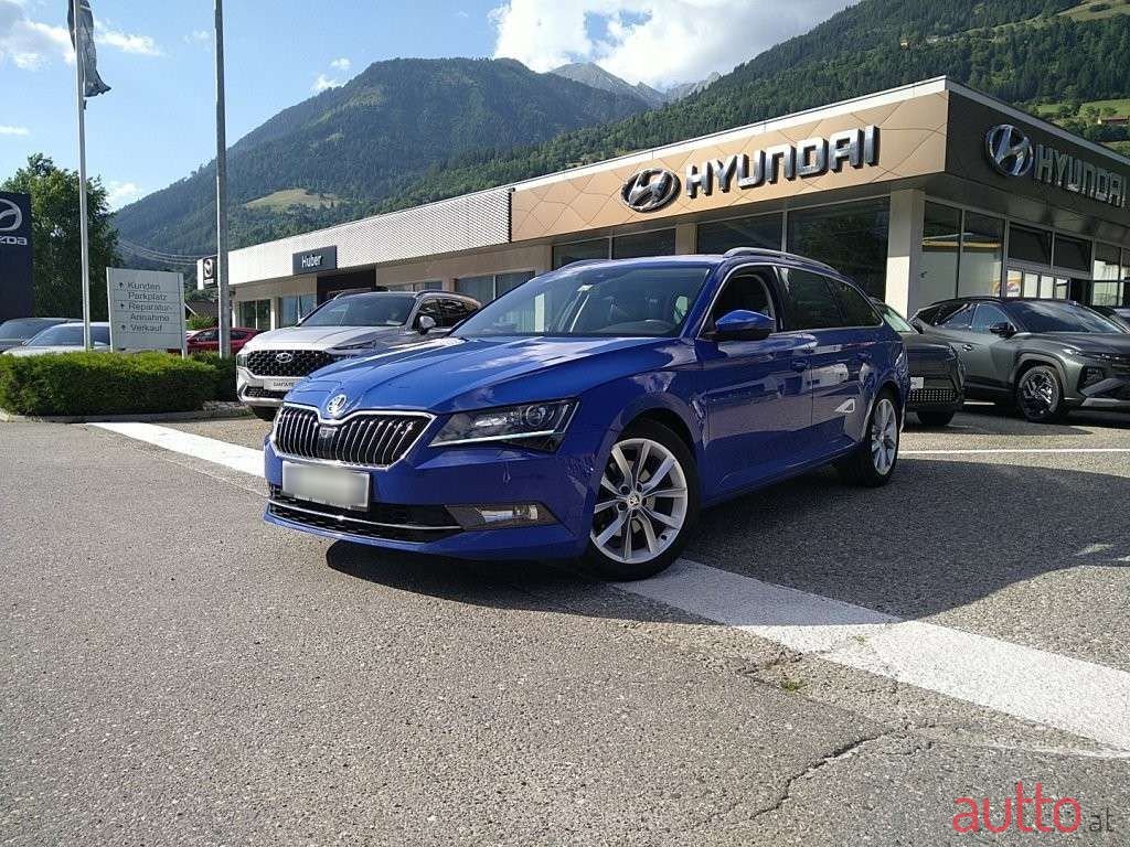 2018' Skoda Superb photo #1