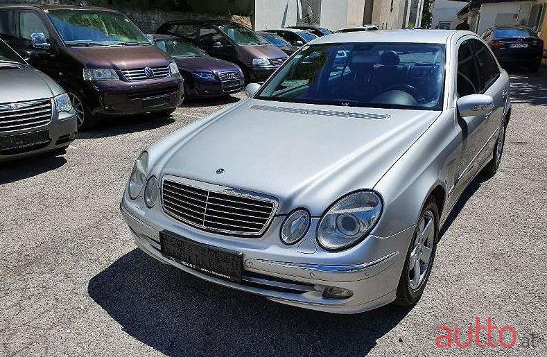 2004' Mercedes-Benz E-Klasse photo #3