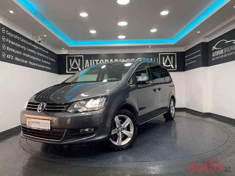 2014' Volkswagen Sharan photo #1