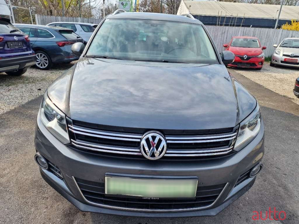 2014' Volkswagen Tiguan photo #4