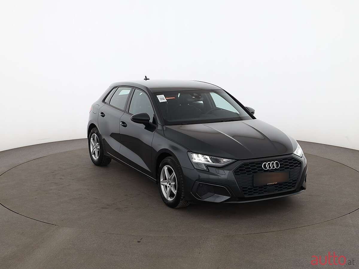 2022' Audi A3 photo #4