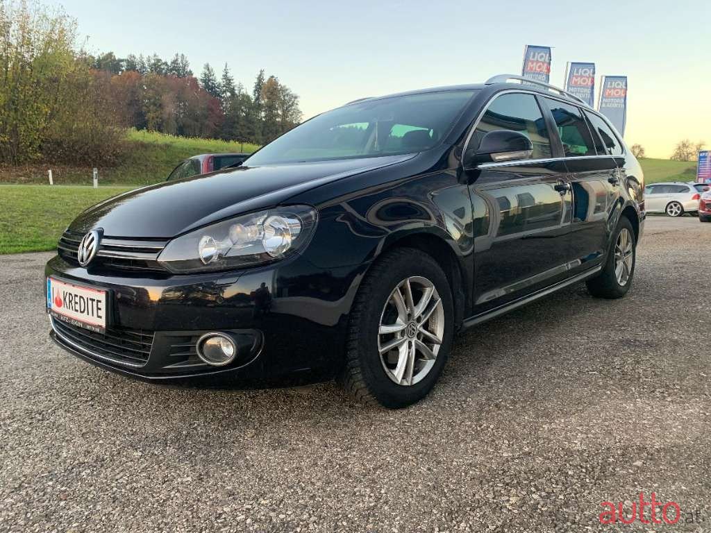 2012' Volkswagen Golf photo #5