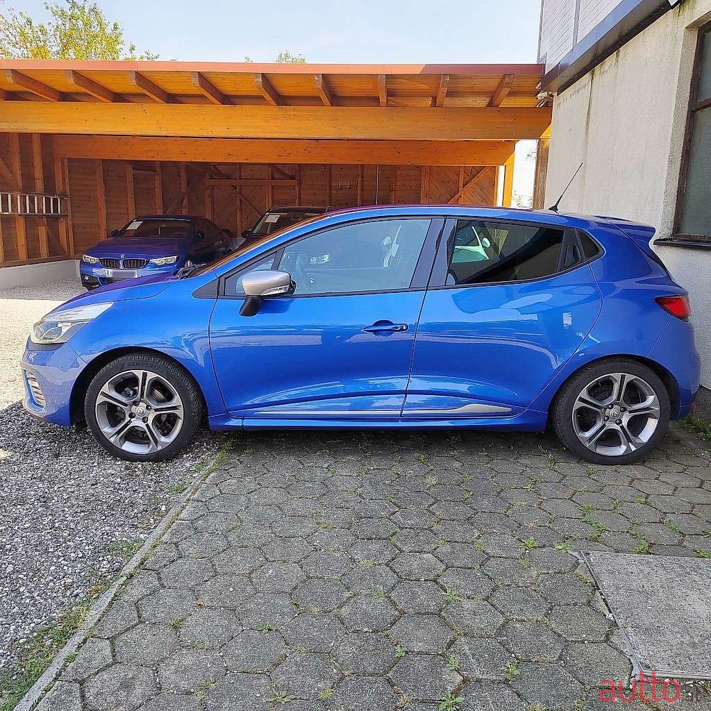 2015' Renault Clio photo #5