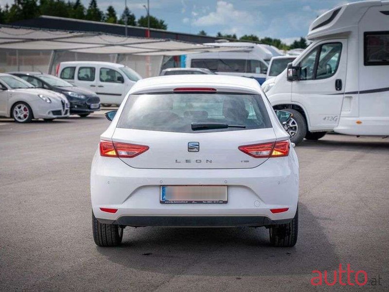 2016' SEAT Leon photo #2