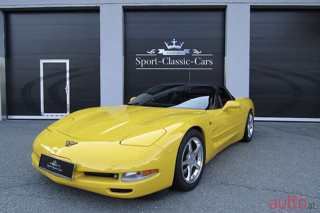 2002' Chevrolet Corvette photo #2
