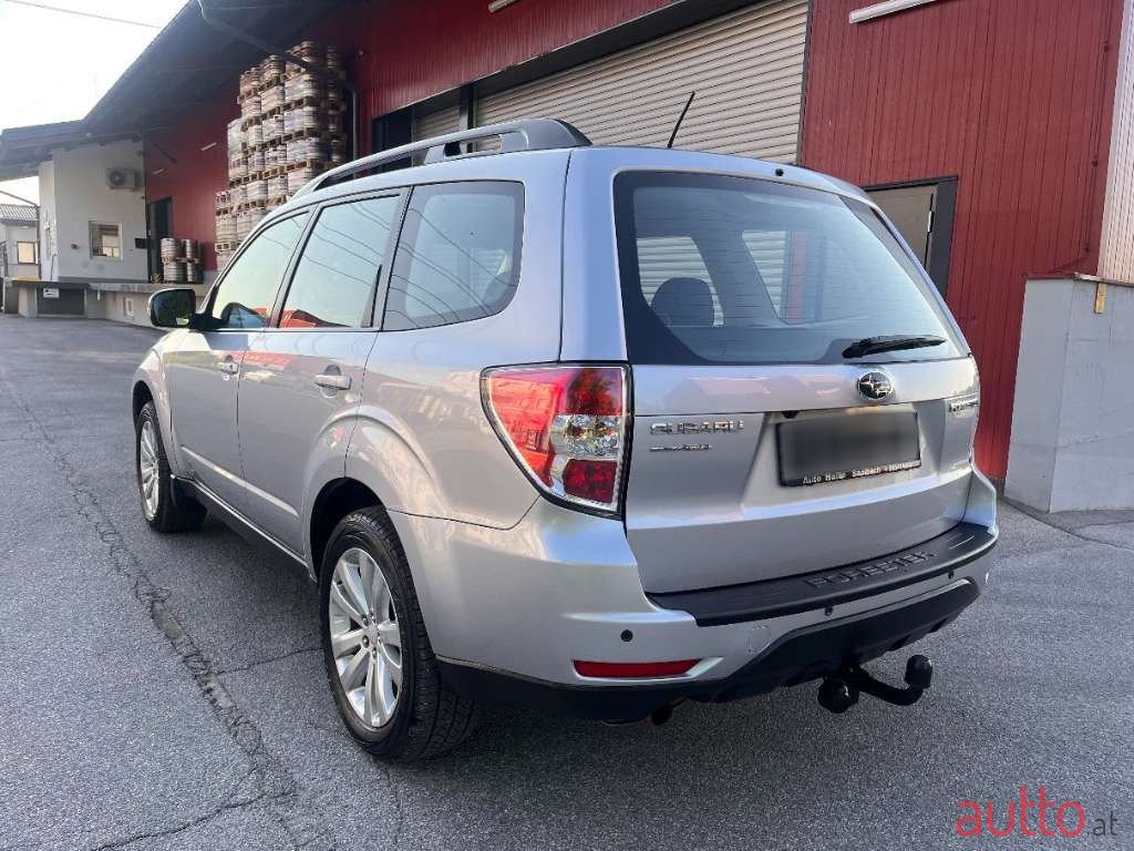 2012' Subaru Forester photo #6