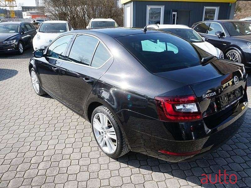 2019' Skoda Octavia photo #4