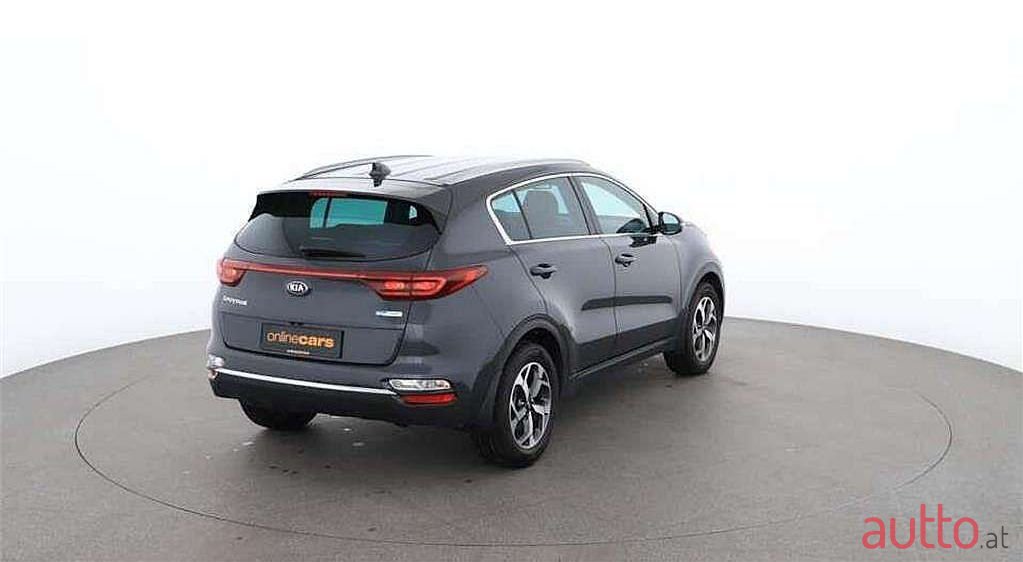 2020' Kia Sportage photo #2