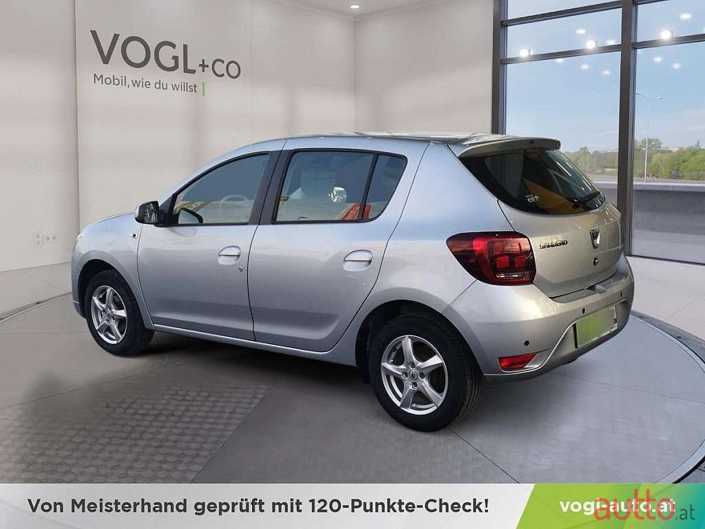 2020' Dacia Sandero photo #3