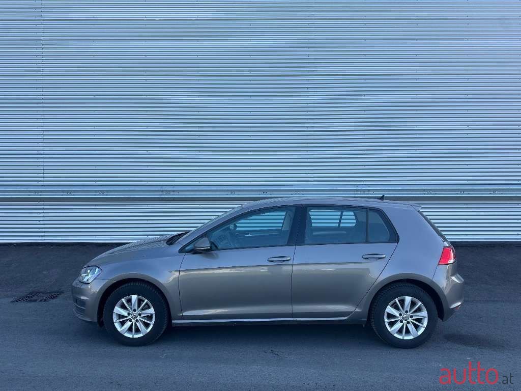 2016' Volkswagen Golf photo #4