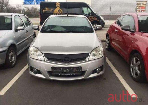 2007' Opel Tigra photo #2