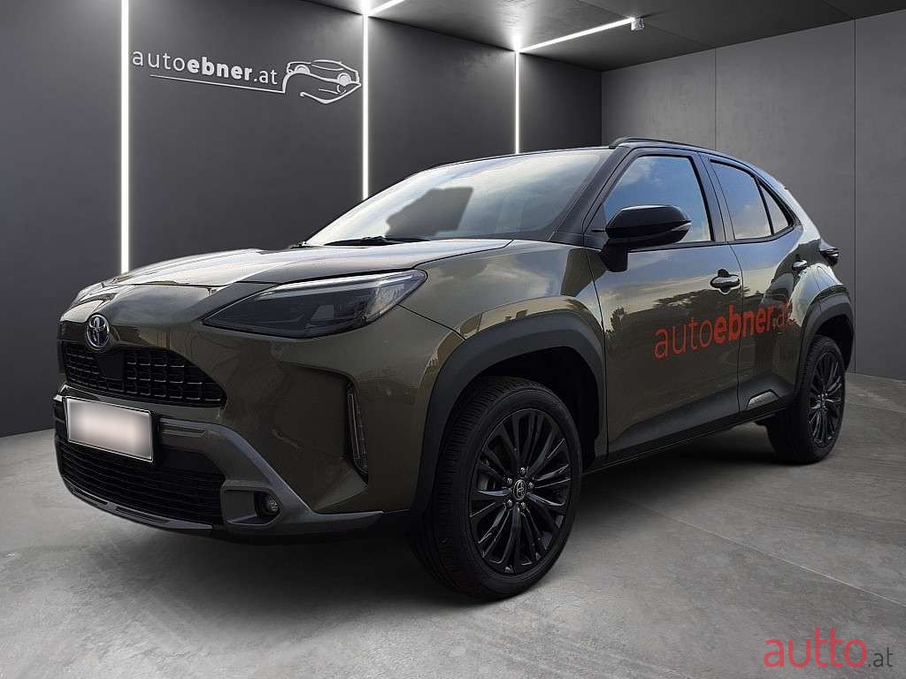2024' Toyota Yaris Cross photo #1