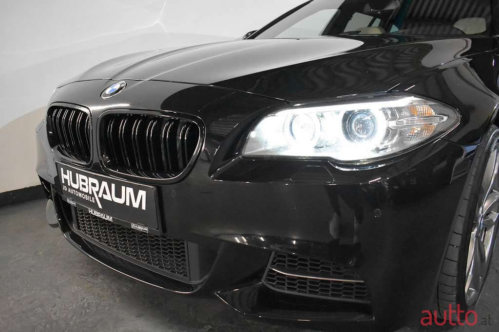 2013' BMW 5Er-Reihe photo #2