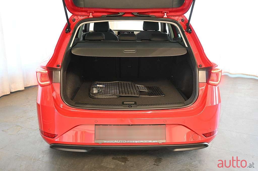 2024' SEAT Leon photo #5