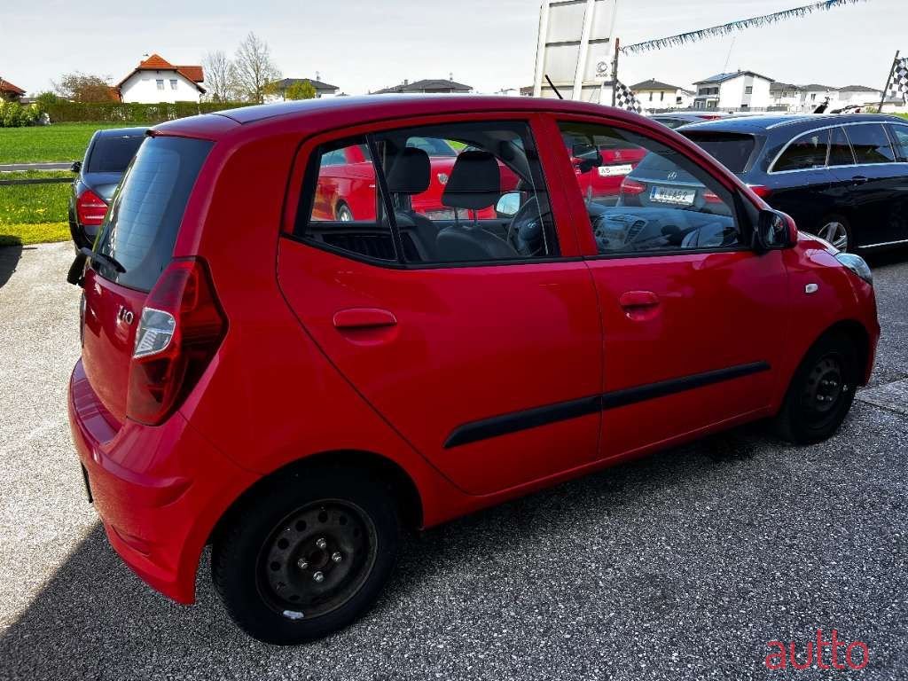 2012' Hyundai i10 photo #5