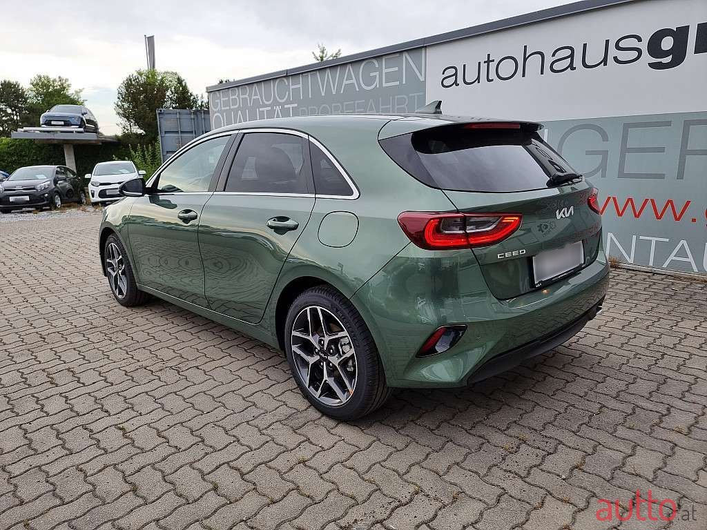 2023' Kia Ceed photo #4