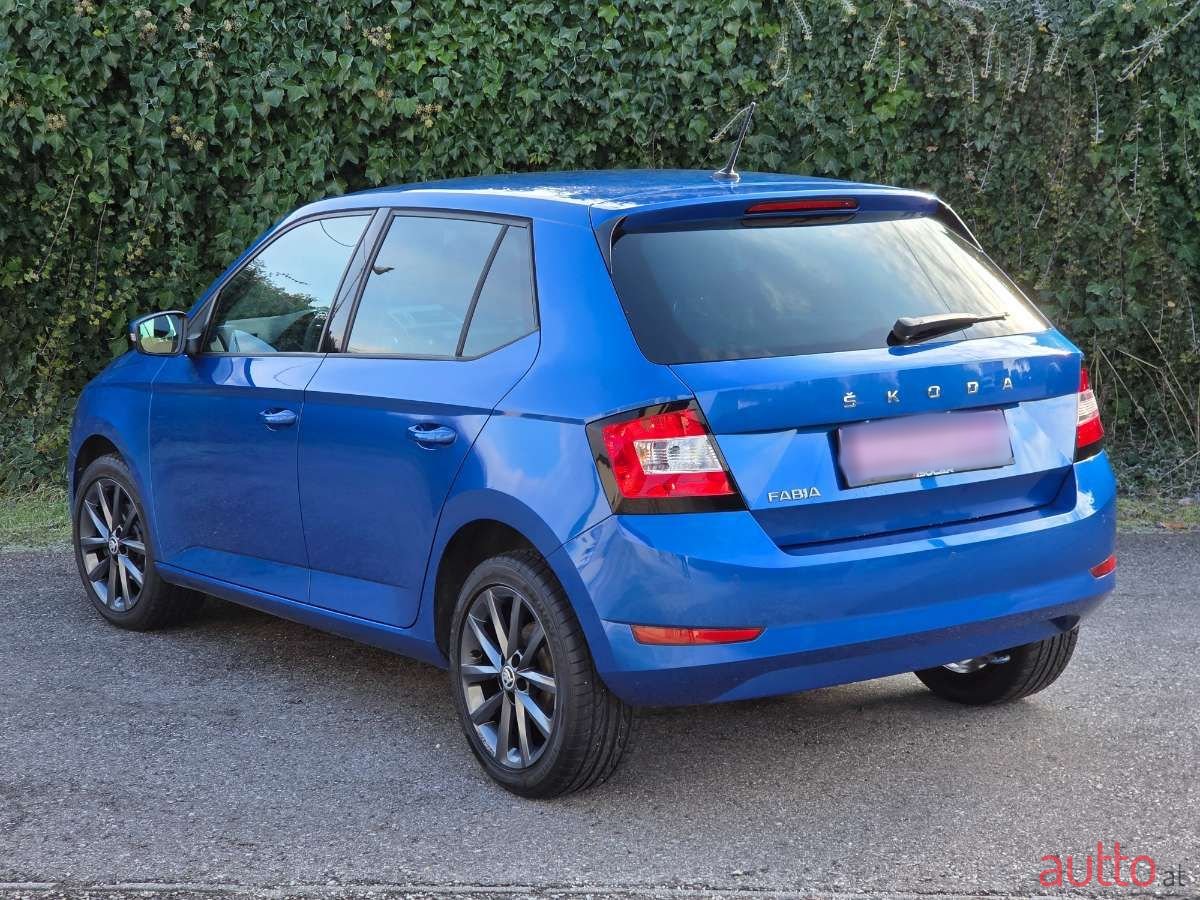 2020' Skoda Fabia photo #2