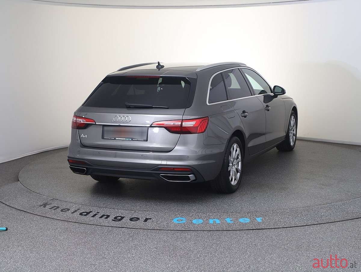 2022' Audi A4 photo #4