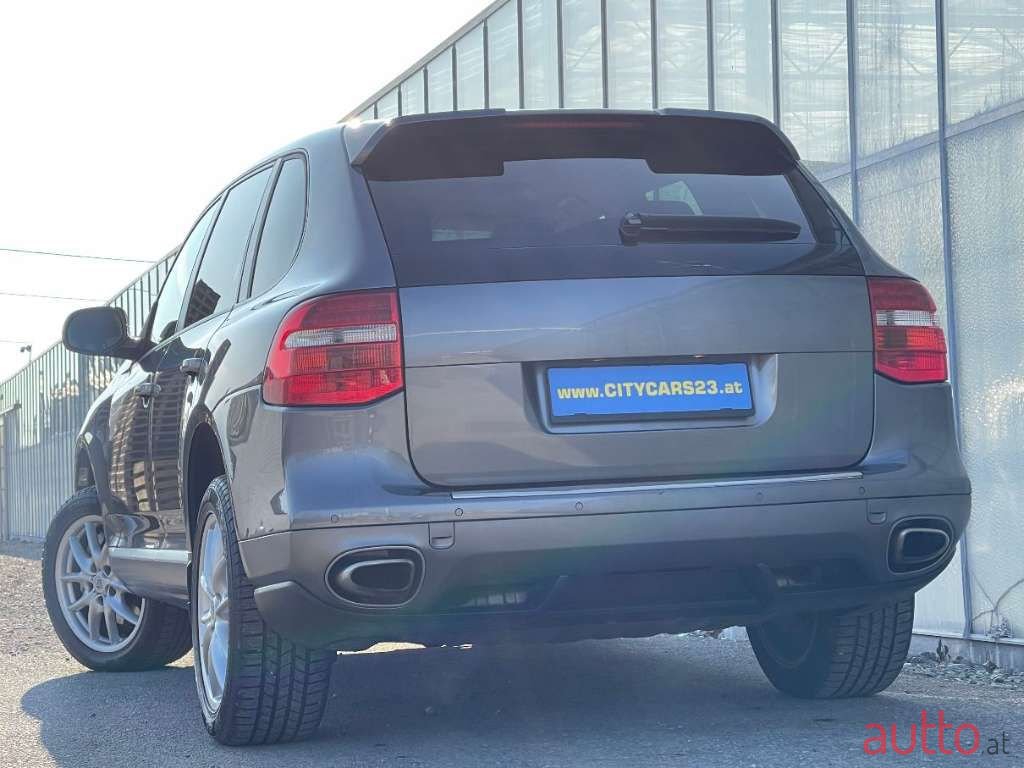 2007' Porsche Cayenne photo #5