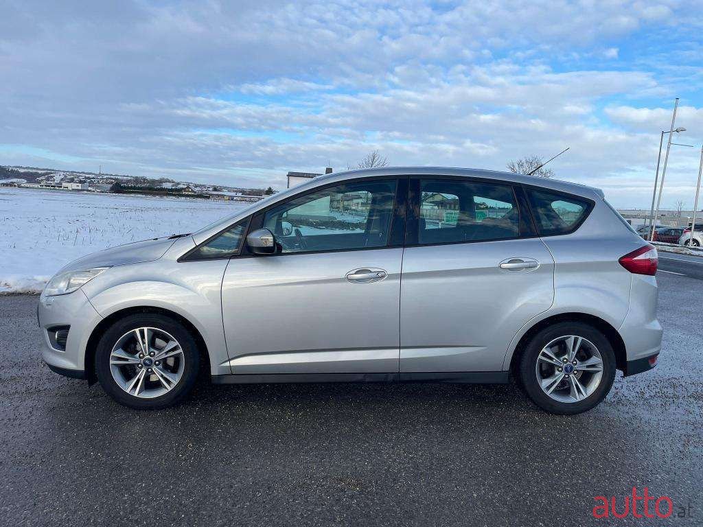 2011' Ford C-MAX photo #4