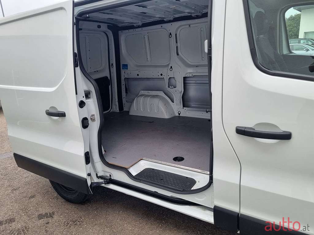2020' Renault Trafic photo #4