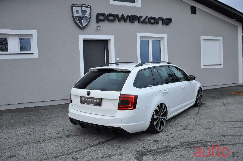 2014' Skoda Octavia photo #4