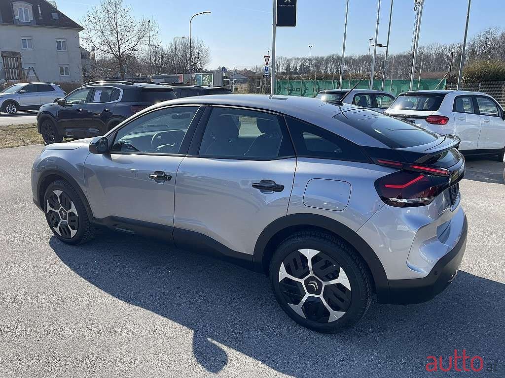 2024' Citroen C4 photo #3