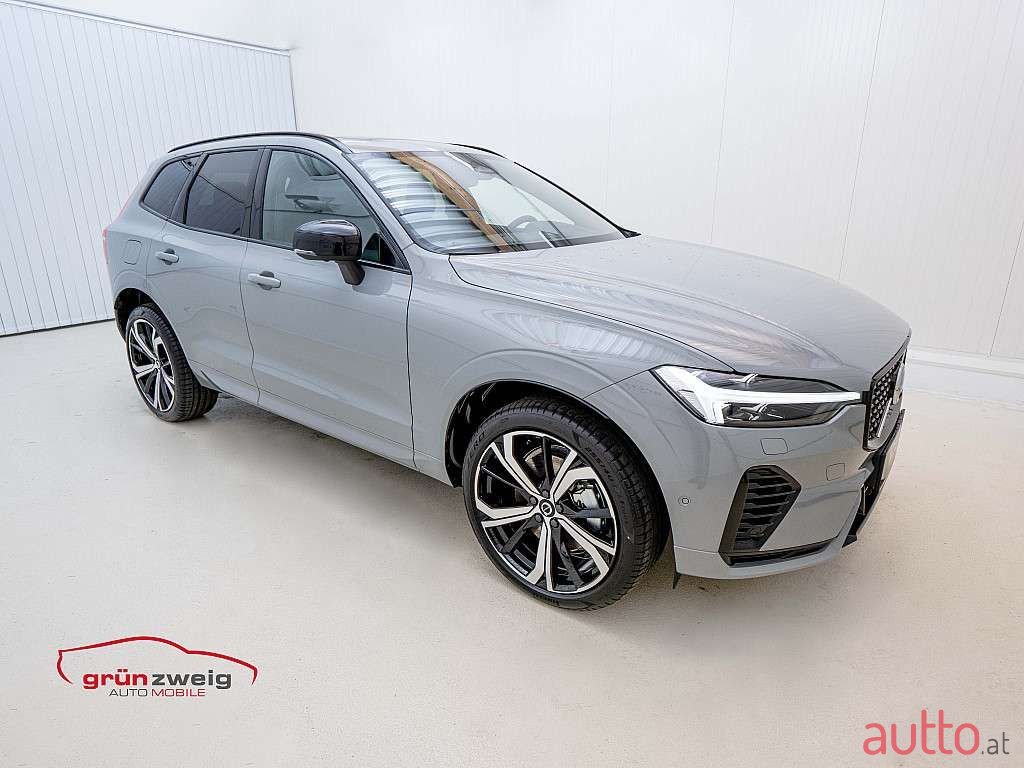 2023' Volvo XC60 photo #3