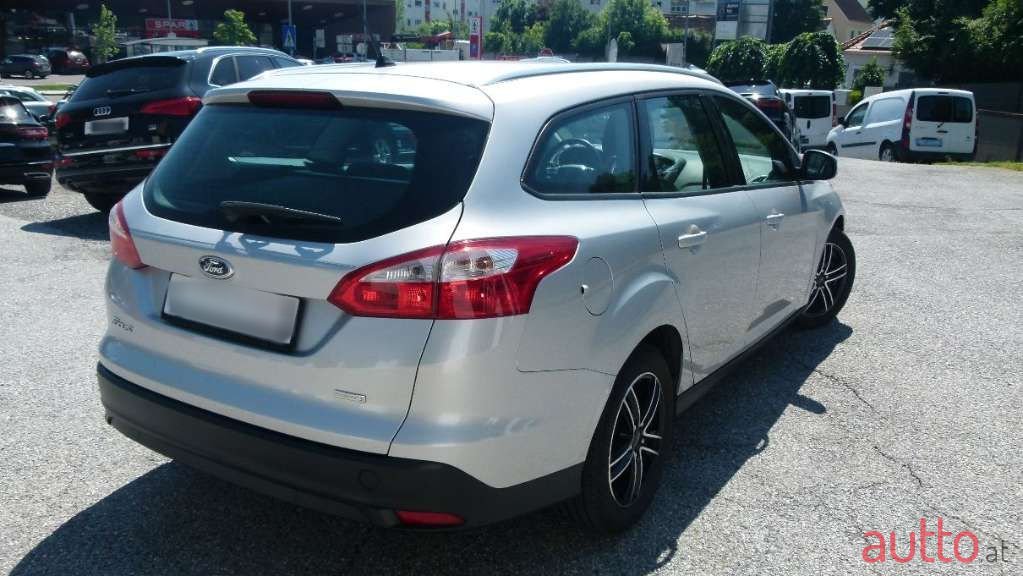 2013' Ford Focus photo #5