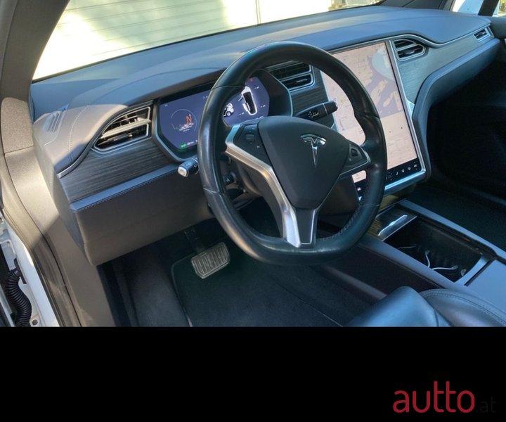 2017' Tesla Model X photo #7