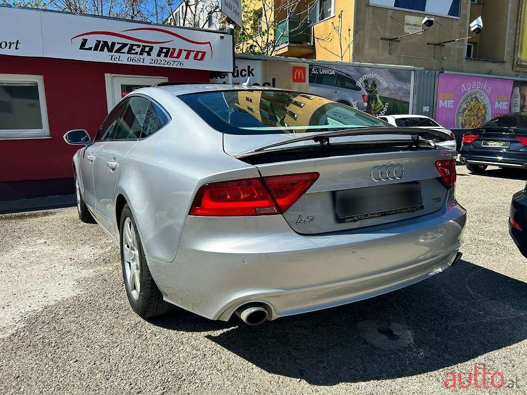 2011' Audi A7 photo #5