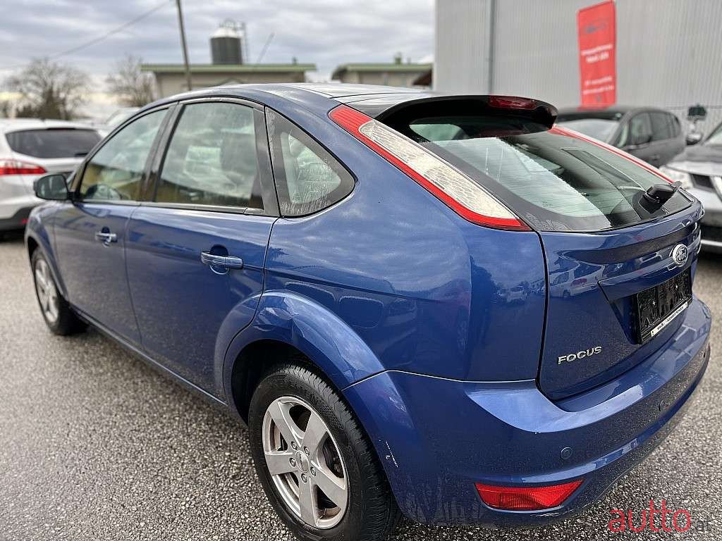 2008' Ford Focus photo #4