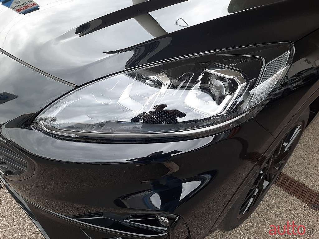 2024' Ford Kuga photo #3