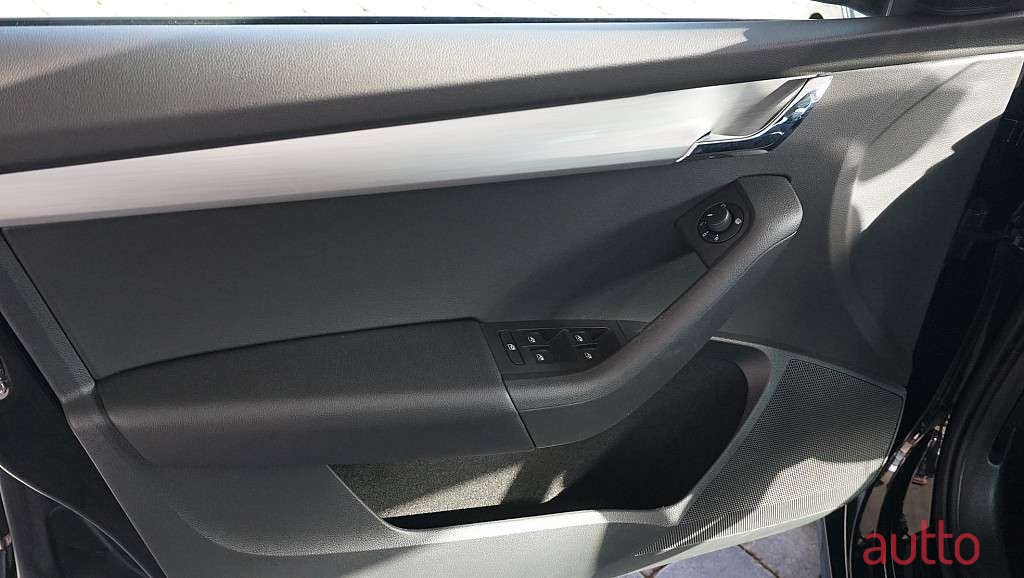 2020' Skoda Octavia photo #4