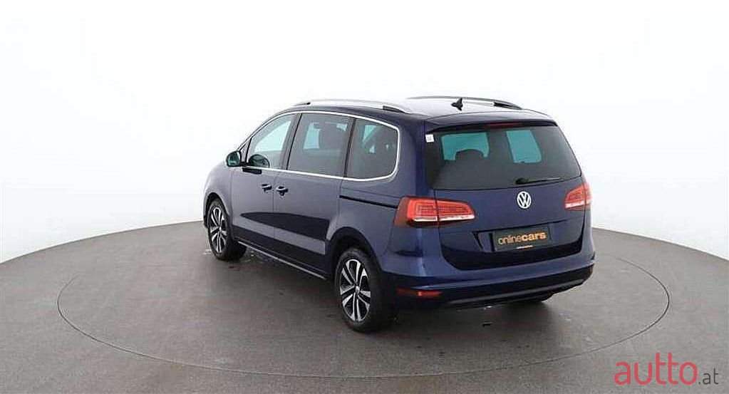2019' Volkswagen Sharan photo #4