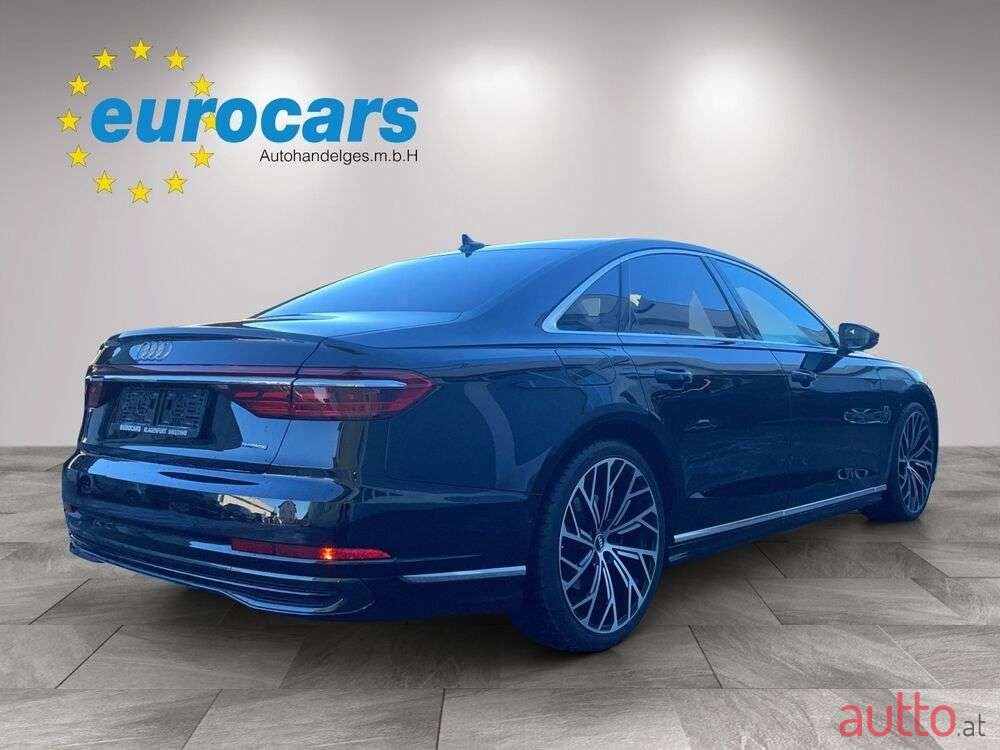 2022' Audi A8 photo #4