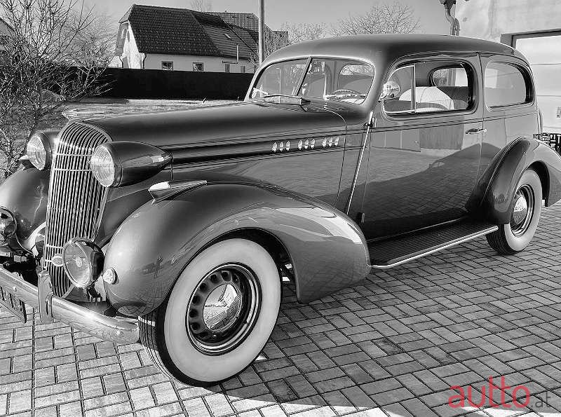 1936' Oldsmobile L36 photo #4