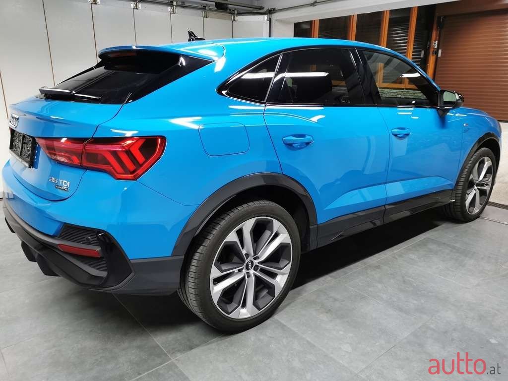 2020' Audi Q3 photo #1