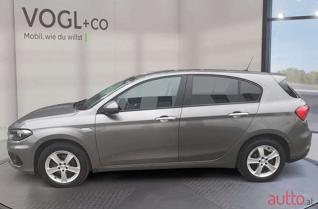 2016' Fiat Tipo photo #2
