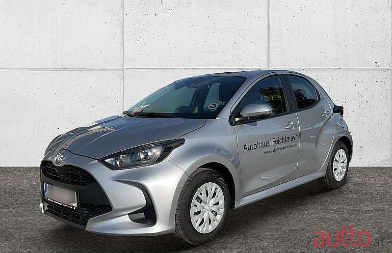 2023' Toyota Yaris photo #1