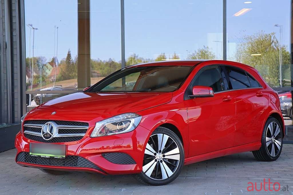 2013' Mercedes-Benz A-Klasse photo #1