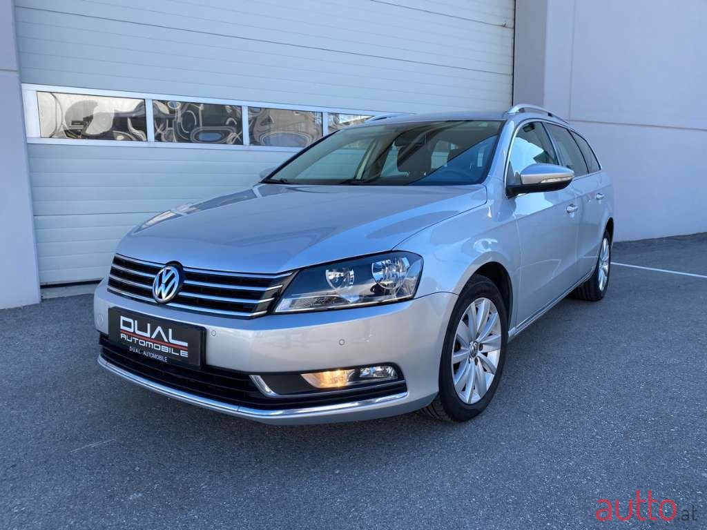 2013' Volkswagen Passat photo #1
