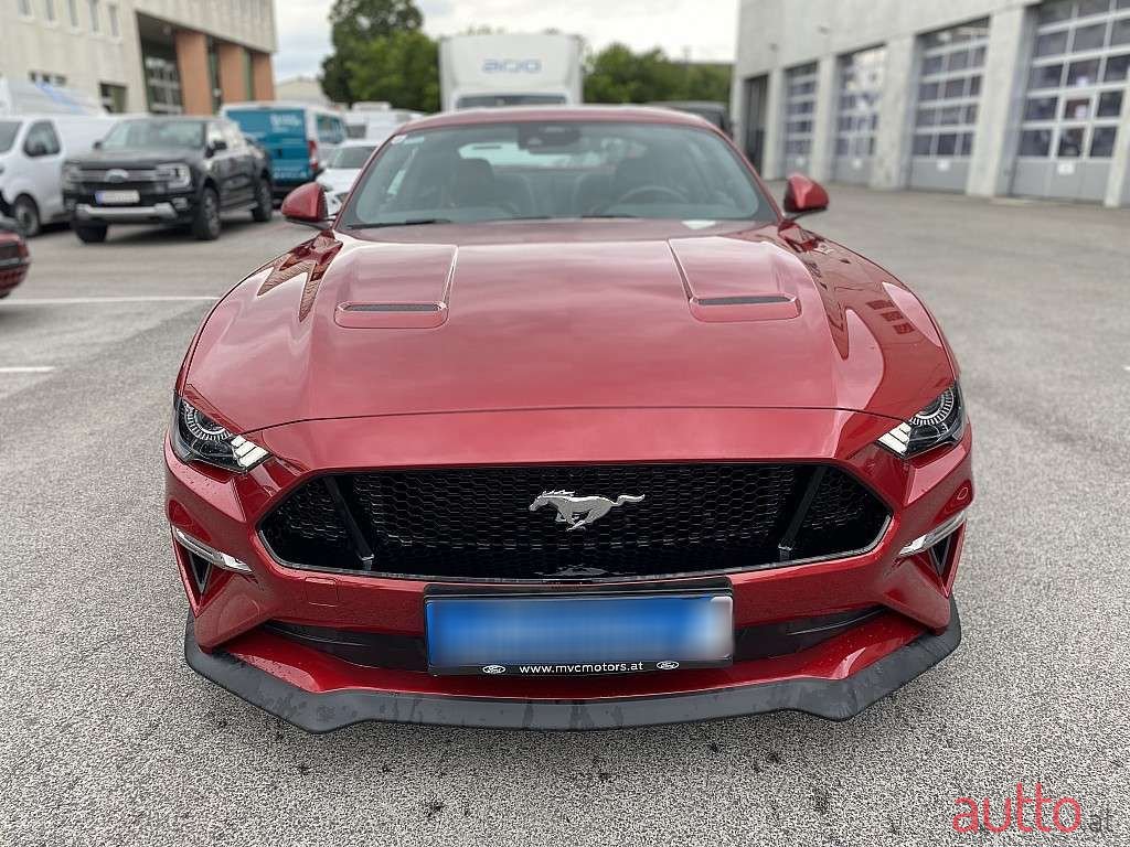 2022' Ford Mustang photo #2