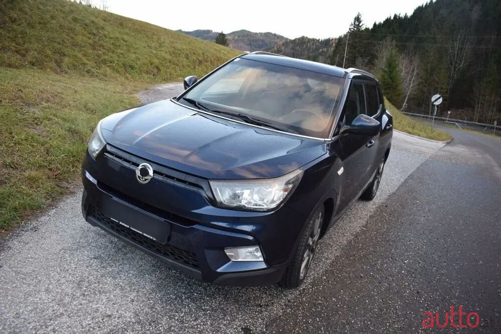 2017' SsangYong Tivoli photo #1