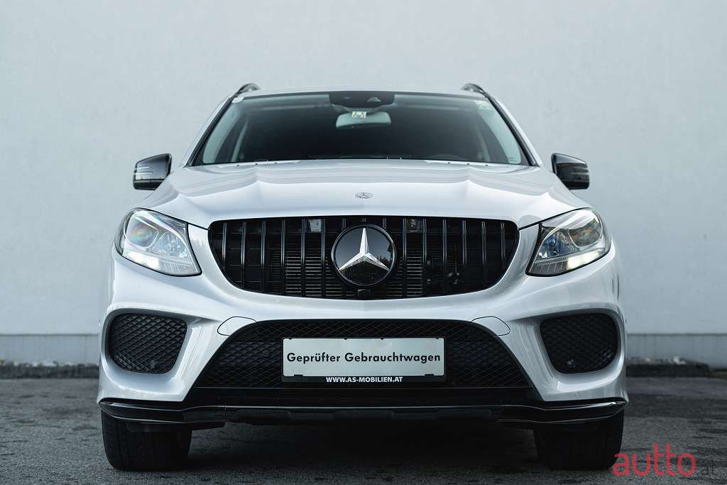 2016' Mercedes-Benz Gle-Klasse photo #2